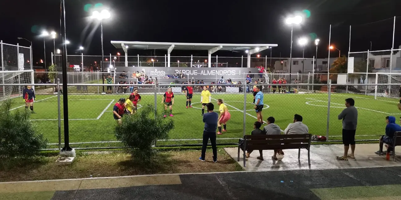 Andora Caucel - Lugares Cercanos