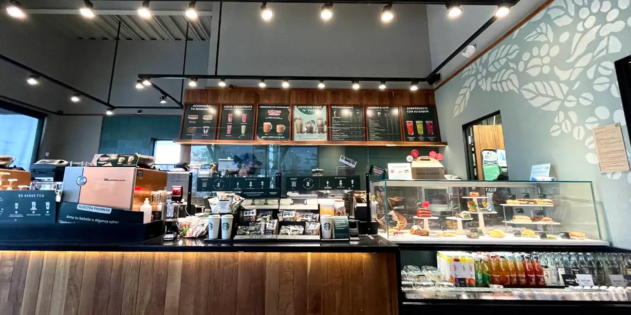 Andora Caucel - Lugares Cercanos